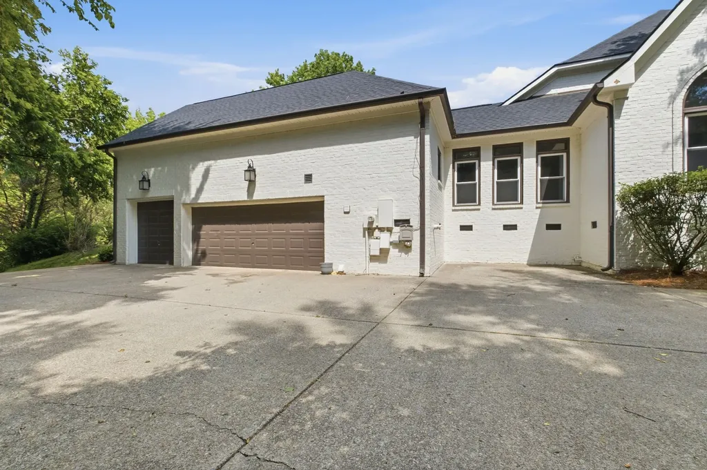 424 Martingale Drive Franklin TN 37067