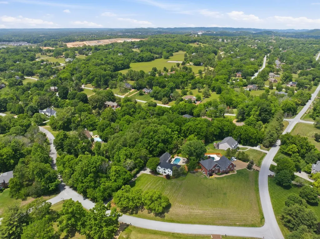 424 Martingale Drive Franklin TN 37067