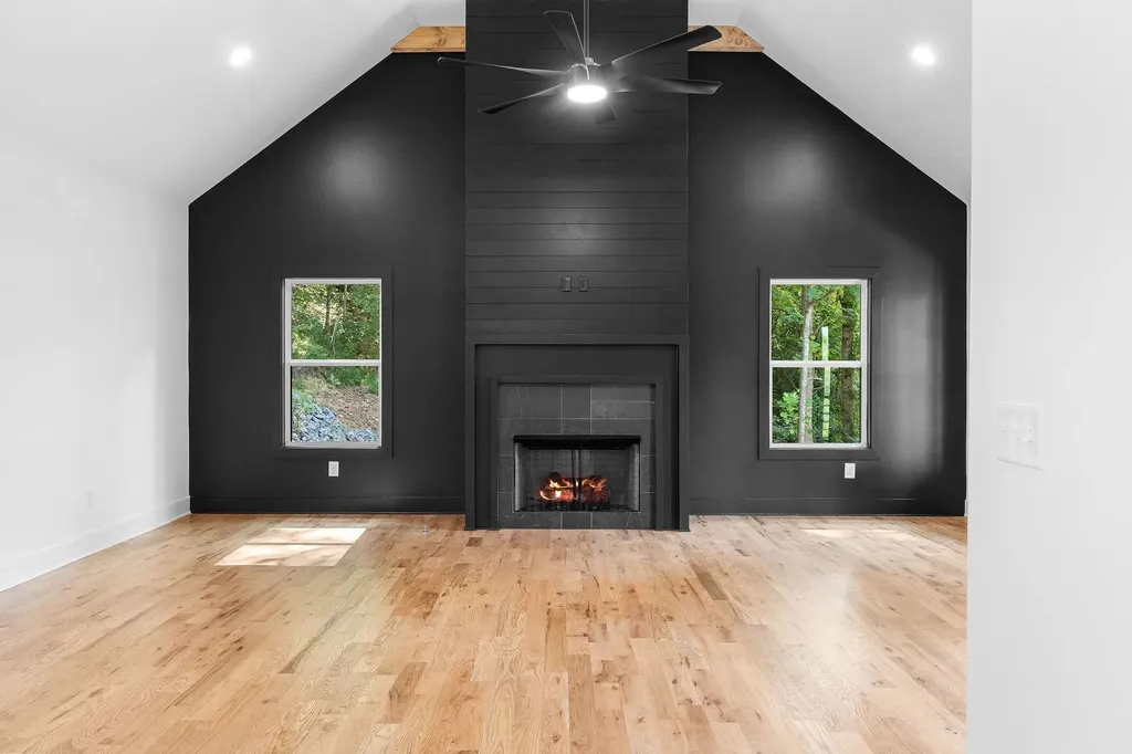 2405 Shoreside Drive Smithville TN 37166