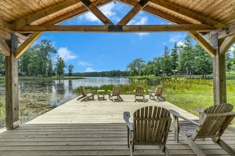 36 Waters Edge Way Tracy City TN 37387