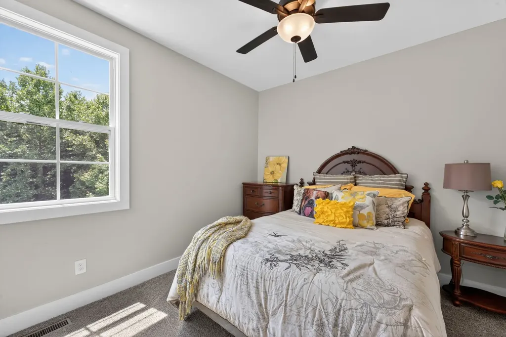 16111 Manchester Pike Christiana TN 37037