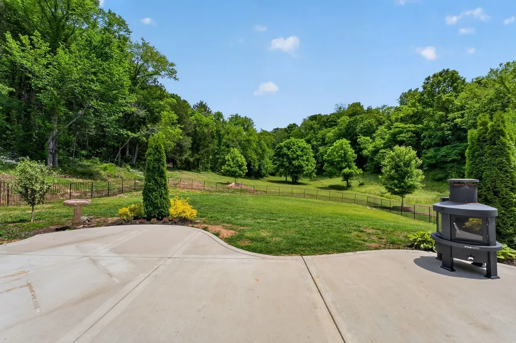16111 Manchester Pike Christiana TN 37037