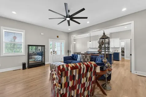16111 Manchester Pike Christiana TN 37037