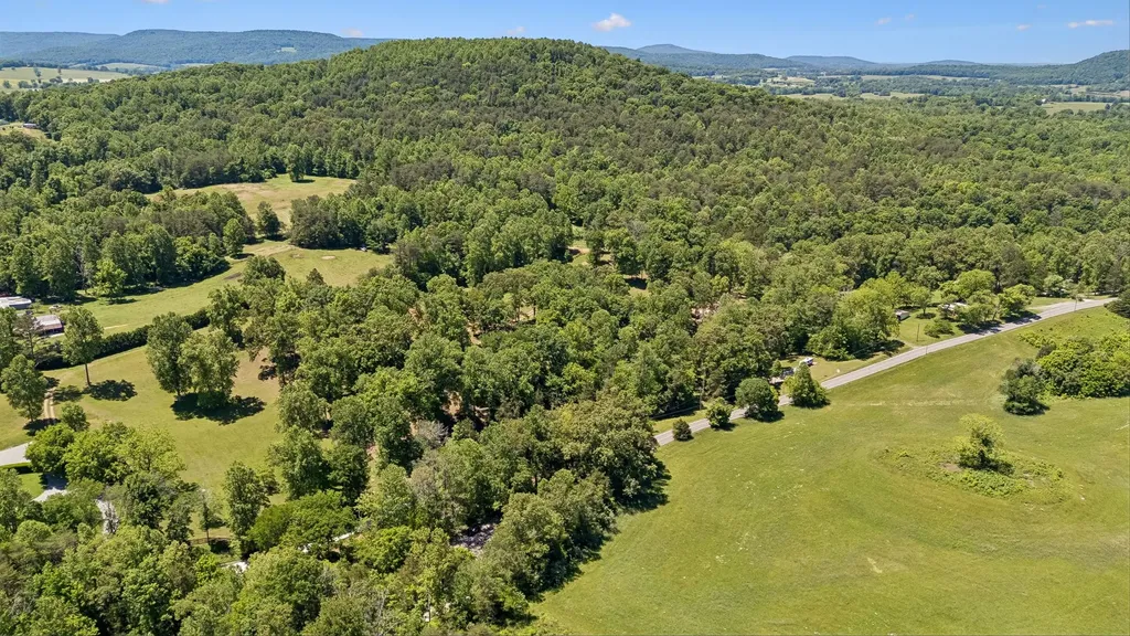 0 Bone Cave Road Rock Island TN 38581