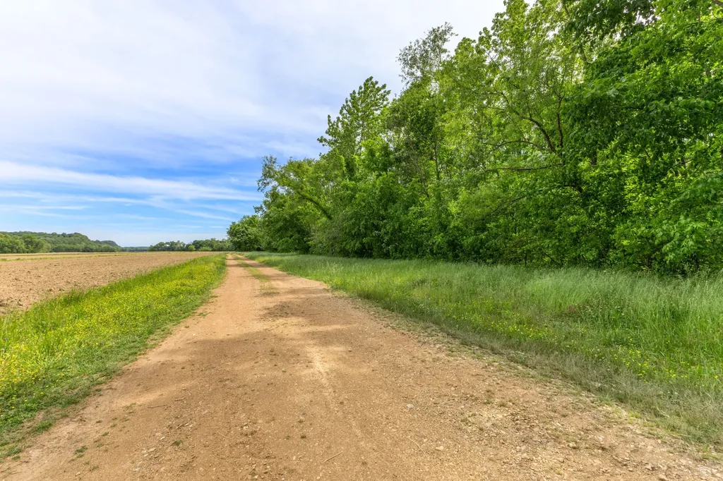 1 Neptune Road Ashland City TN 37015