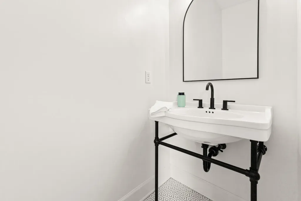 4529 Winfield Drive Nashville TN 37211