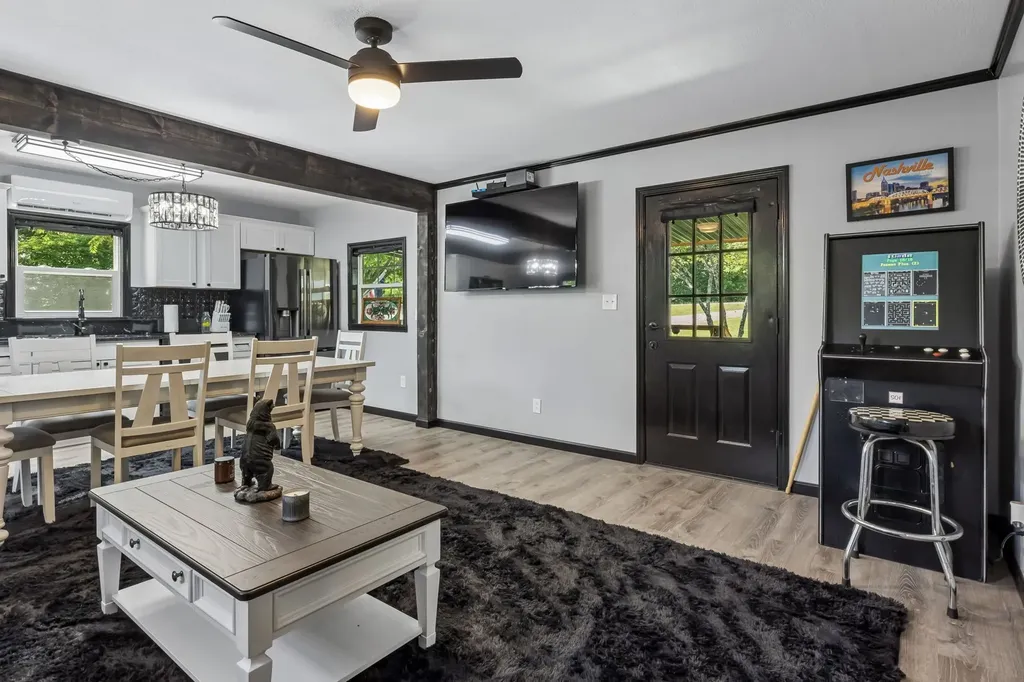 6777 Spencer Road Rock Island TN 38581