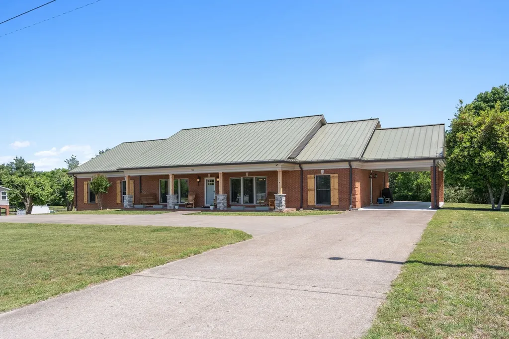 402 Fairway Trail Springfield TN 37172