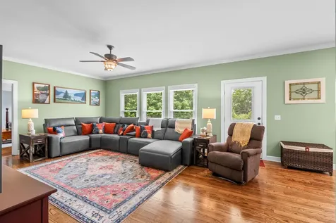 402 Fairway Trail Springfield TN 37172