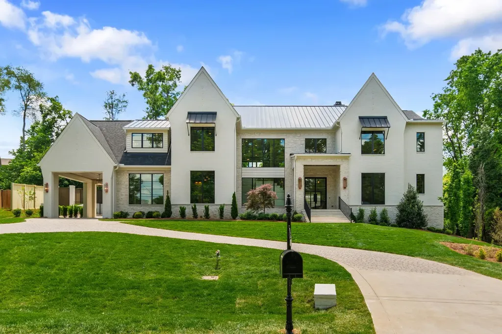 1135 Duncanwood Drive Nashville TN 37204