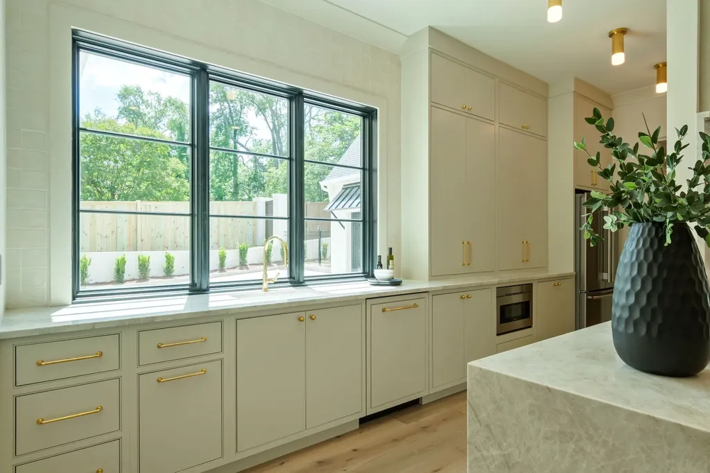 1135 Duncanwood Drive Nashville TN 37204