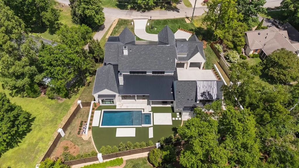 1135 Duncanwood Drive Nashville TN 37204
