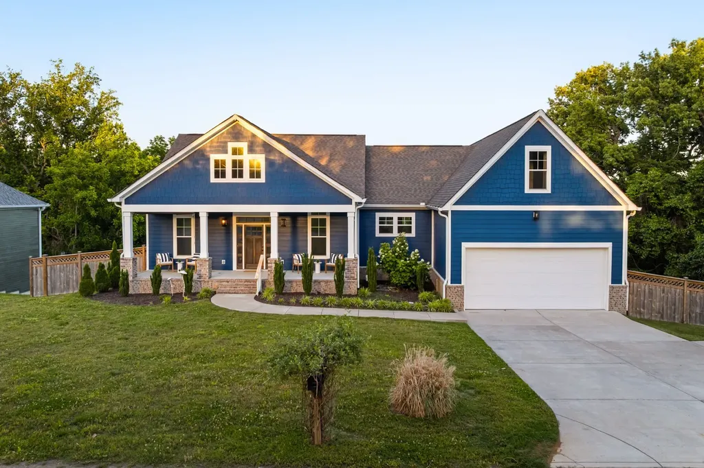 102 Riverwood Drive Hendersonville TN 37075