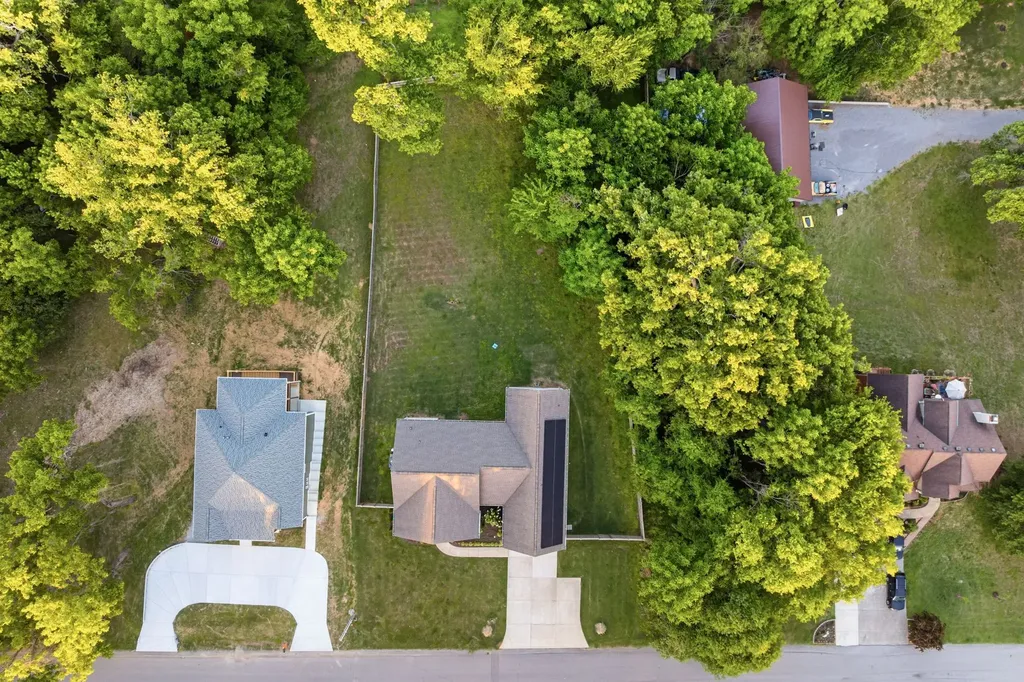 102 Riverwood Drive Hendersonville TN 37075