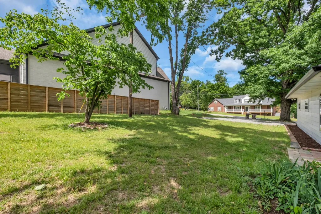 220 Disspayne Drive Nashville TN 37214