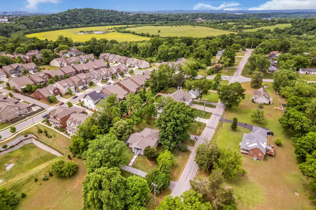 220 Disspayne Drive Nashville TN 37214