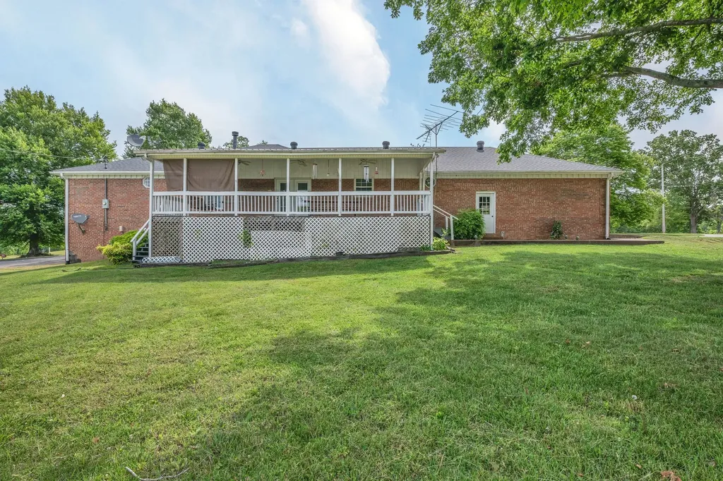 4125 Highway 48, N Charlotte TN 37036