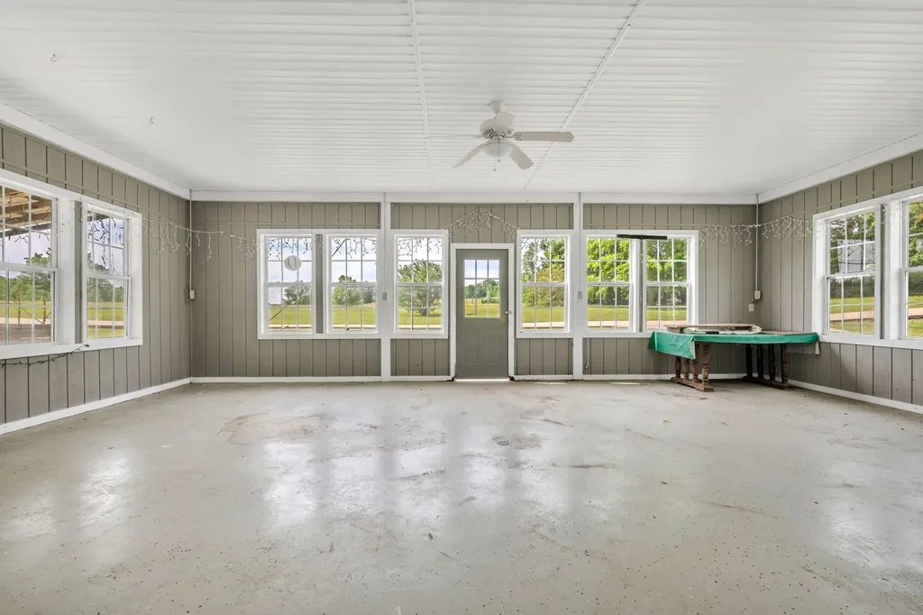 4125 Highway 48, N Charlotte TN 37036