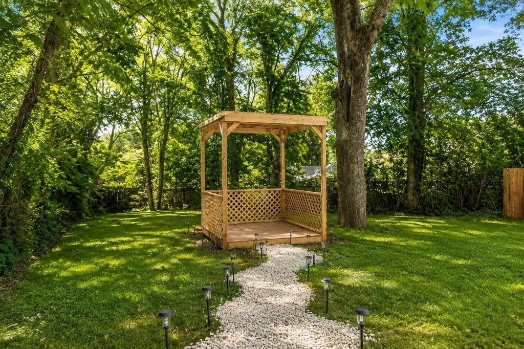 2503 Allenwood Drive Nashville TN 37207