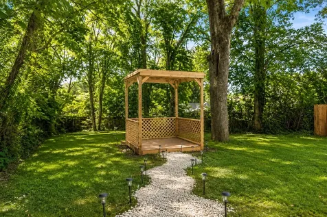 2503 Allenwood Drive Nashville TN 37207