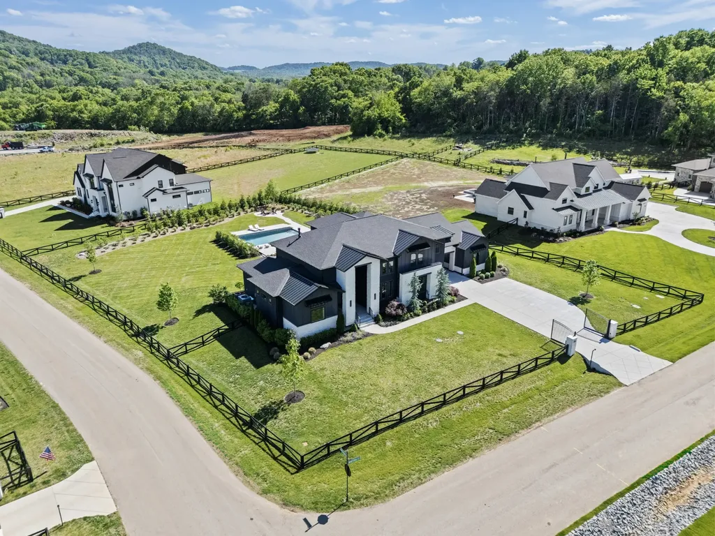 7201 Bonterra Court Franklin TN 37064
