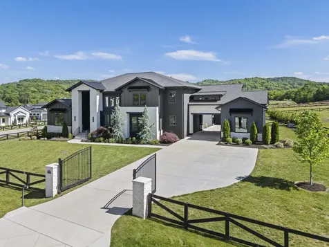 7201 Bonterra Court Franklin TN 37064