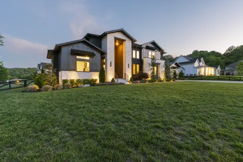 7201 Bonterra Court Franklin TN 37064