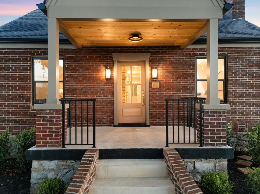 1012 Hart Lane Nashville TN 37216