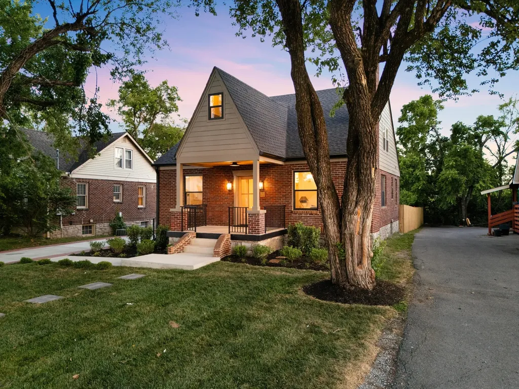 1012 Hart Lane Nashville TN 37216