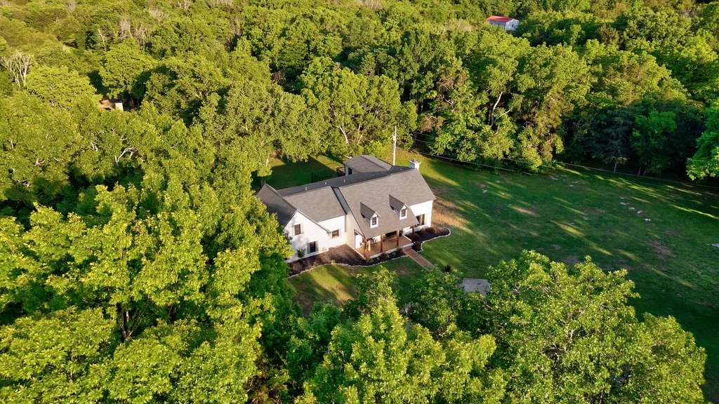 651 W Richmond Shop Road Lebanon TN 37090