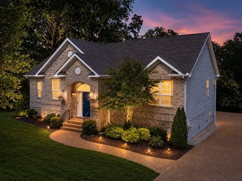 193 E Harbor Hendersonville TN 37075