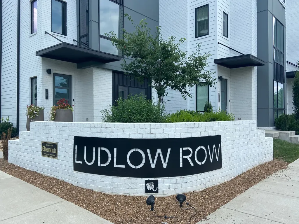 1125 10th Ave, N Nashville TN 37208
