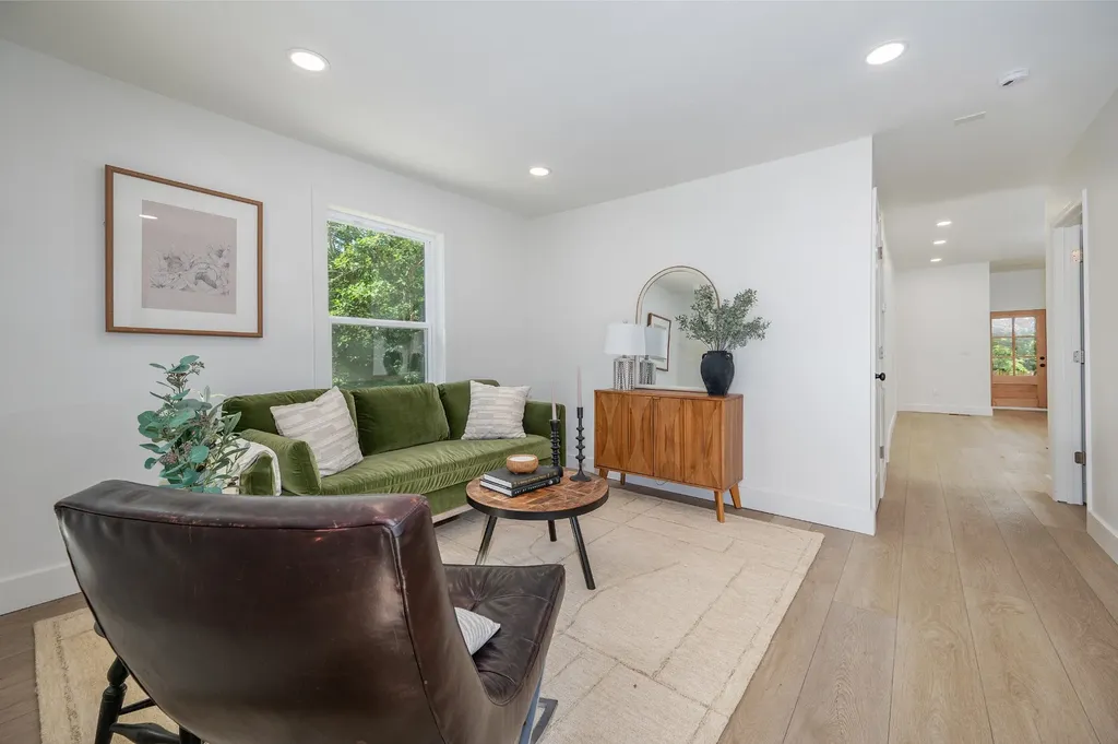 874 Apex Street Nashville TN 37206