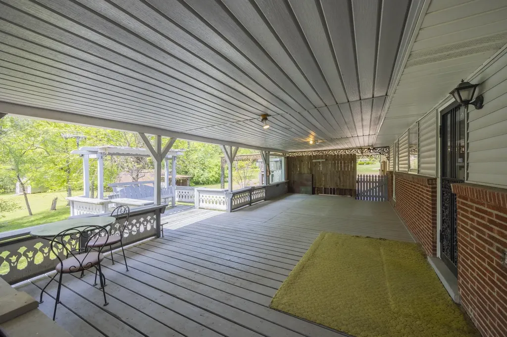127 Riviera Drive Hendersonville TN 37075