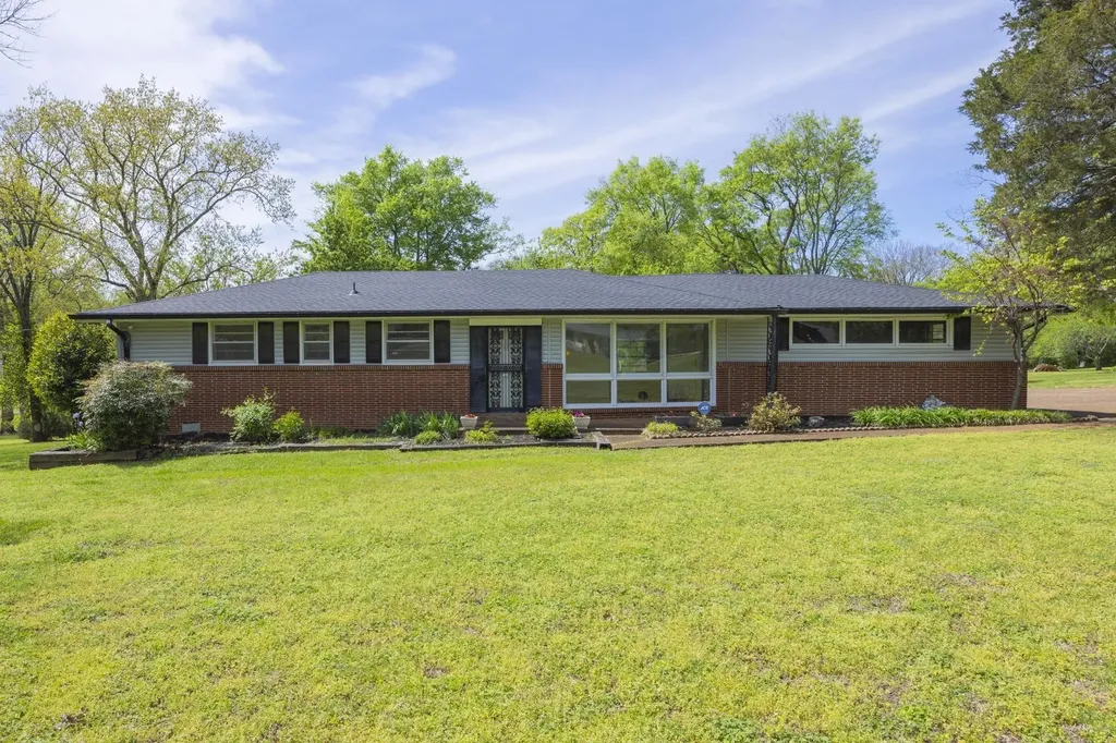 127 Riviera Drive Hendersonville TN 37075
