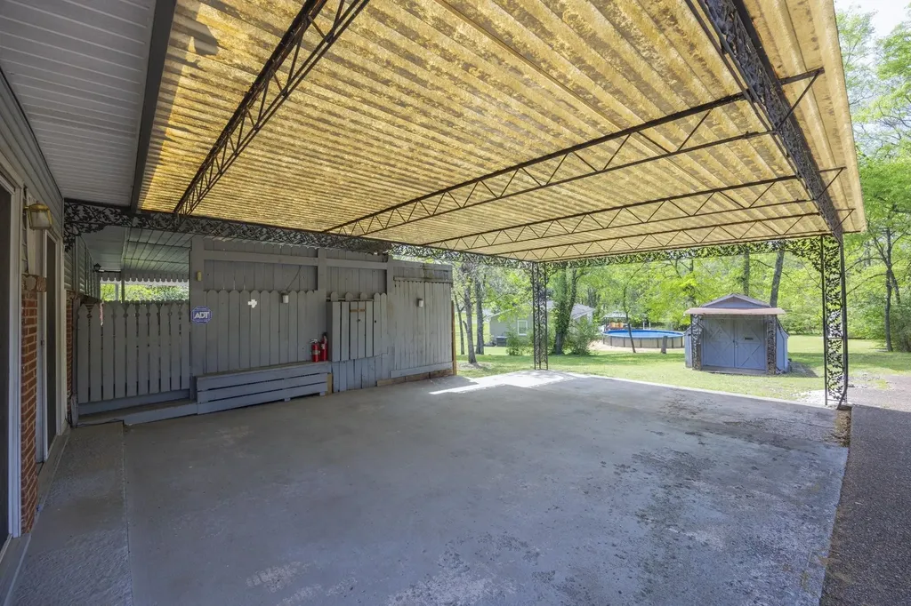 127 Riviera Drive Hendersonville TN 37075