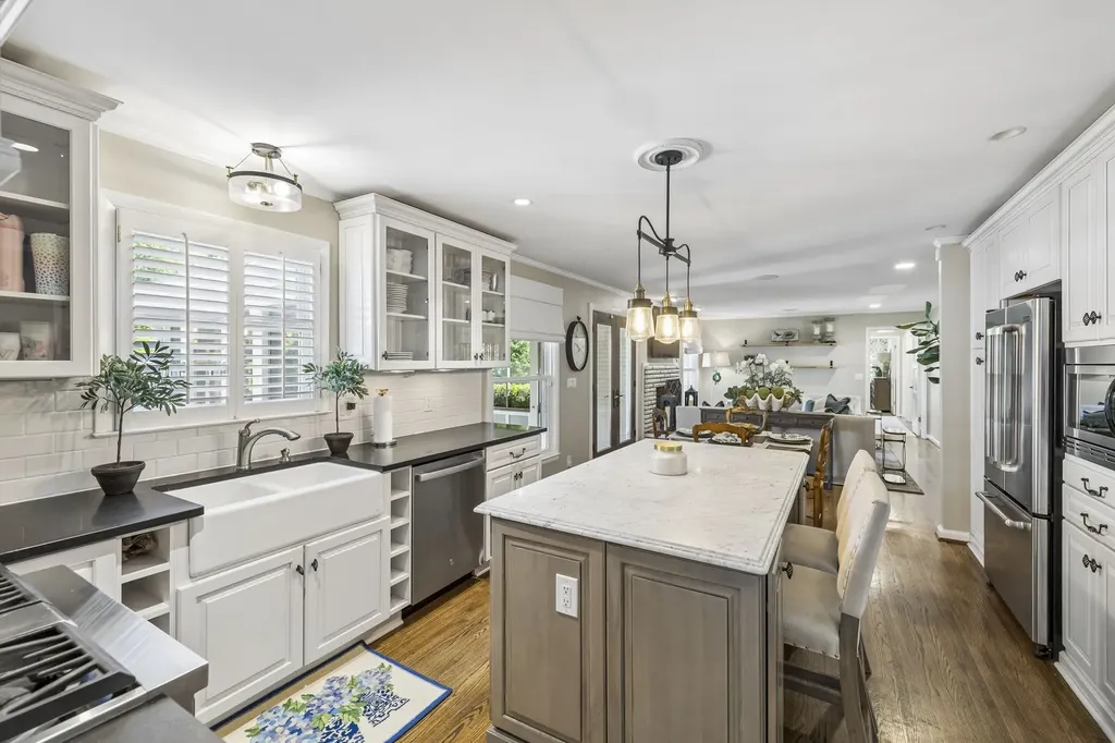 5911 Post Road Nashville TN 37205