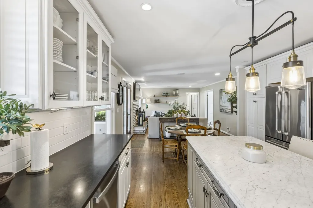 5911 Post Road Nashville TN 37205