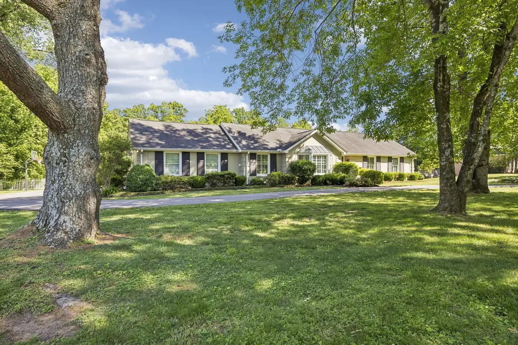 5911 Post Road Nashville TN 37205