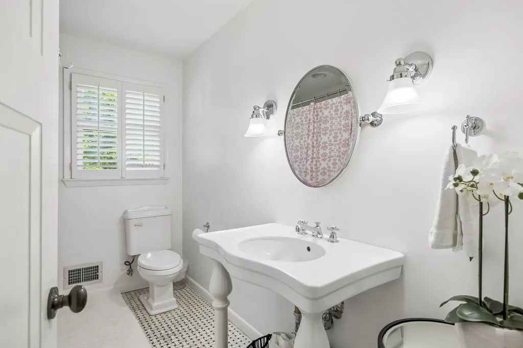 5911 Post Road Nashville TN 37205