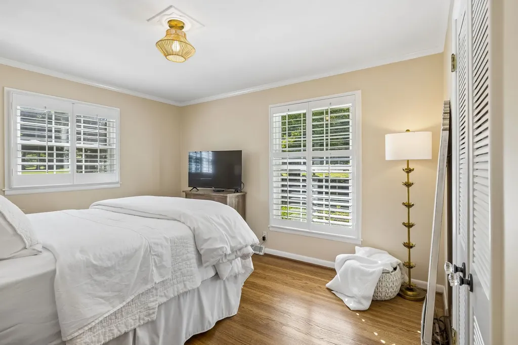 5911 Post Road Nashville TN 37205