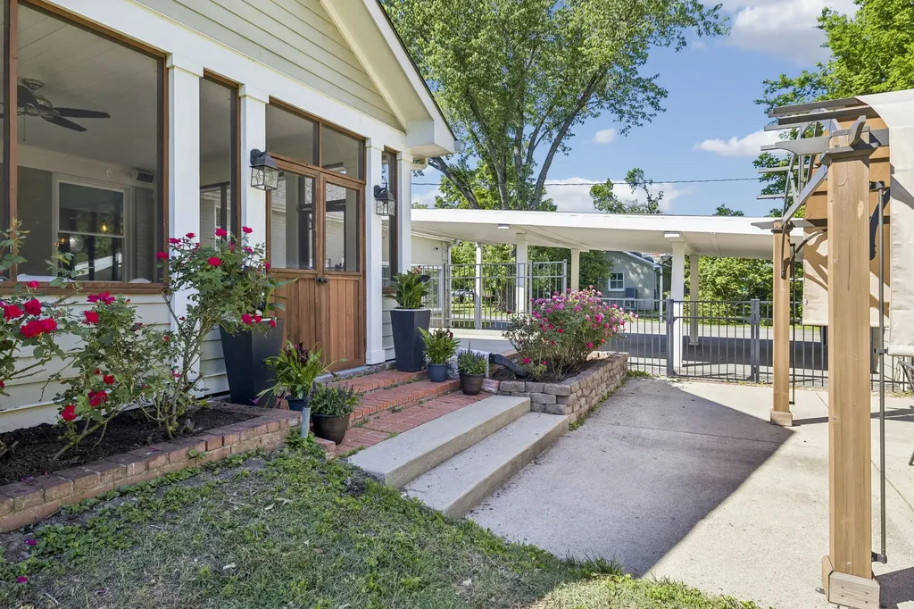 5911 Post Road Nashville TN 37205
