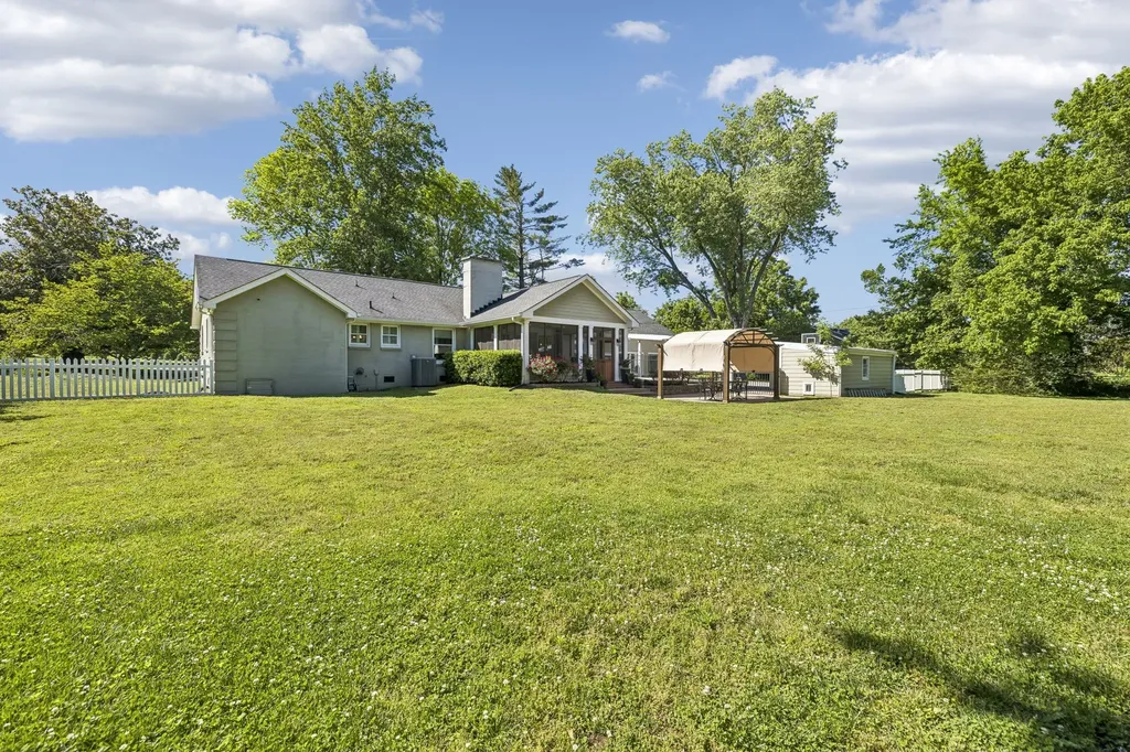 5911 Post Road Nashville TN 37205