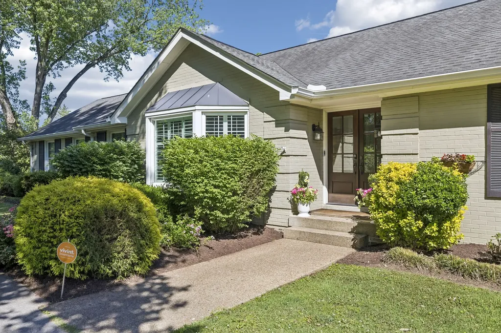 5911 Post Road Nashville TN 37205