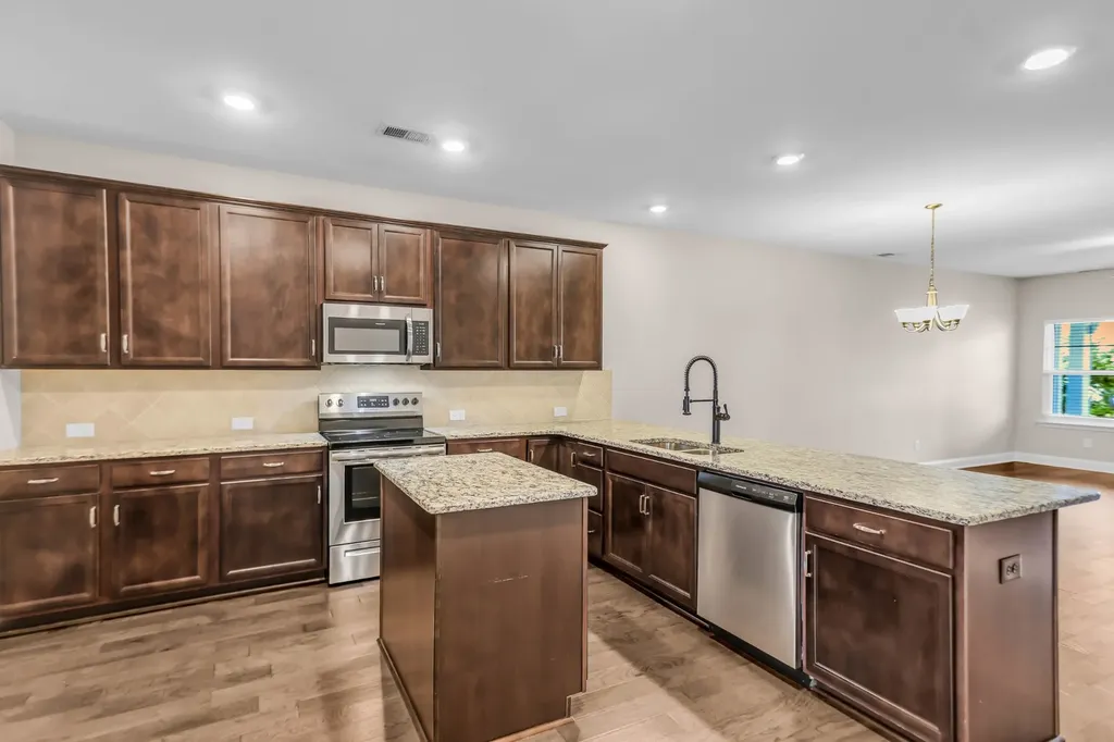 304 Eli Crossing Lebanon TN 37087