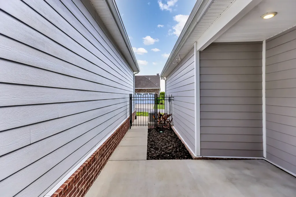 304 Eli Crossing Lebanon TN 37087