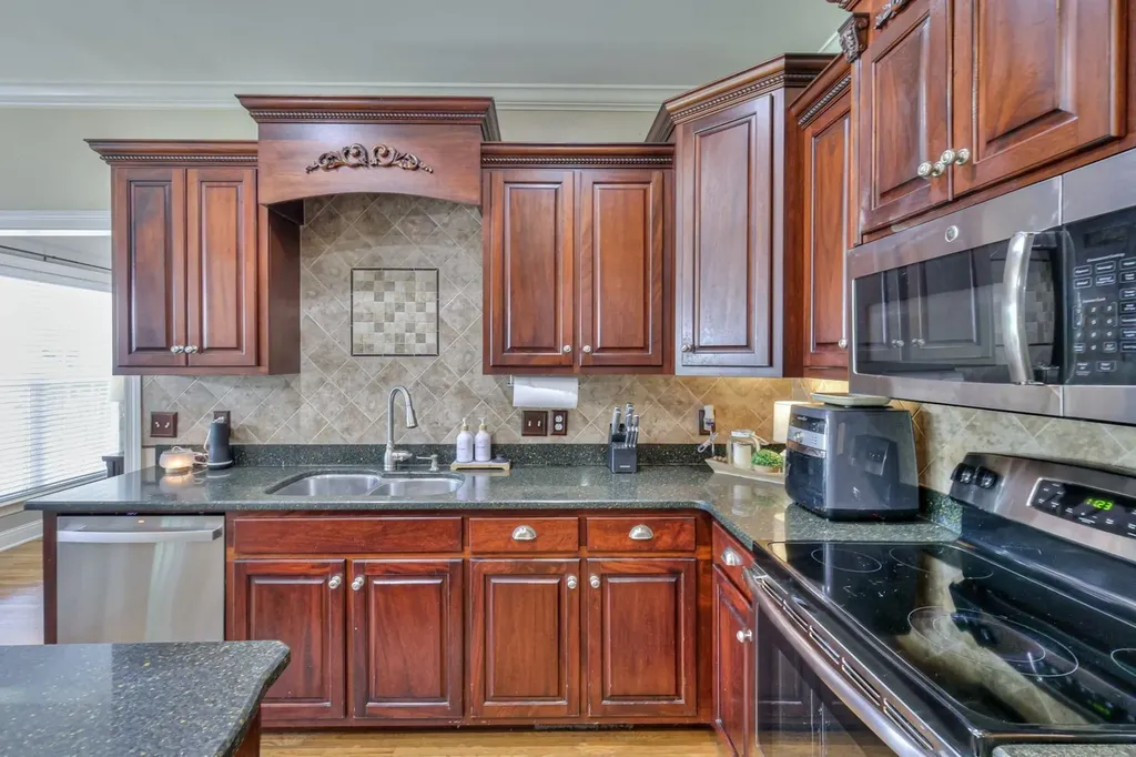 3522 Salem Cove Ln, W Murfreesboro TN 37128