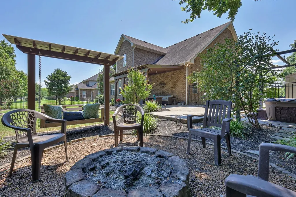 3522 Salem Cove Ln, W Murfreesboro TN 37128