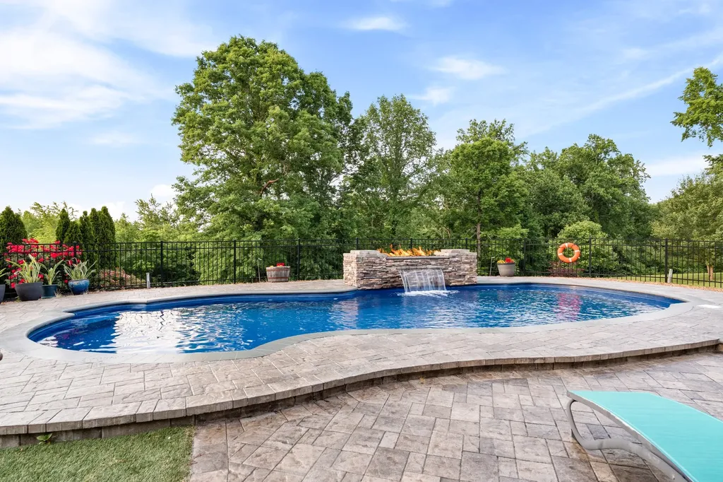 680 Williamson County Line Road Fairview TN 37062