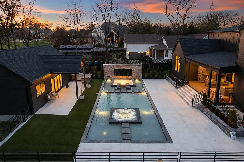 935 Battery Lane Nashville TN 37220